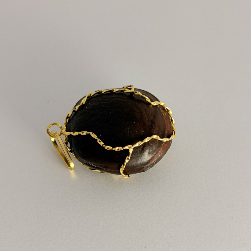 pendentif graine tonnerre file torsadée en Or/ Bijouterie Rigolet