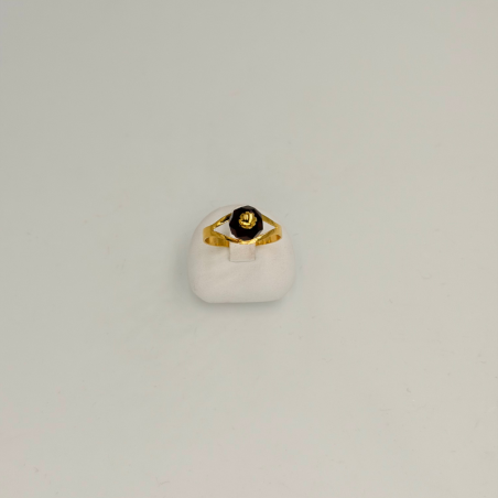 bague avec grand grenat en Or 750/ Bijouterie Rigolet