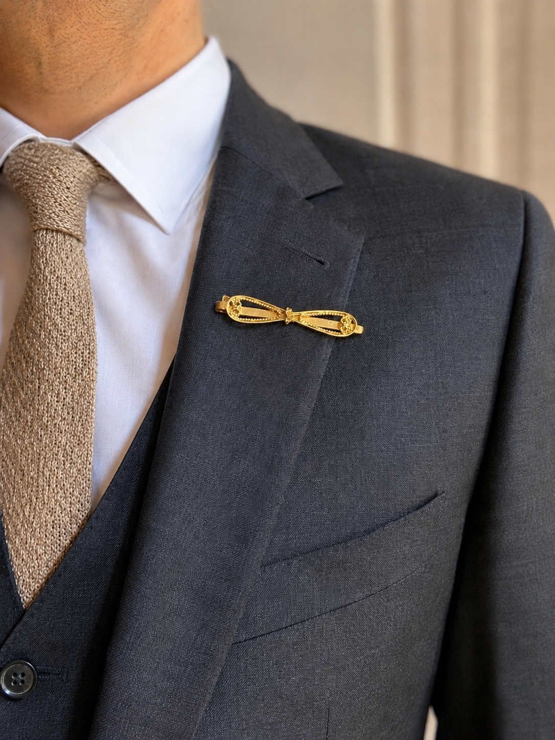 broche